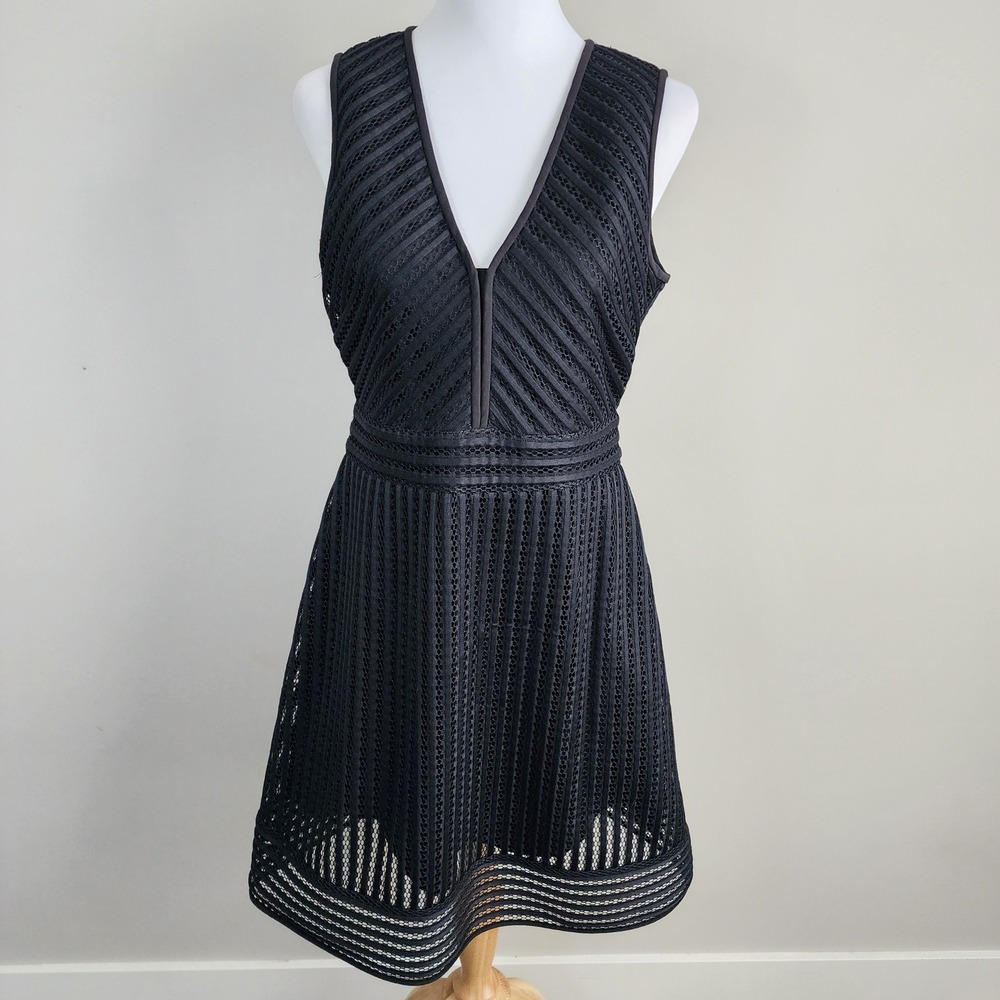 J Crew Eyelet Lace Fit & Flare Dress Womens 6 Black Formal Cocktail‎ Event Grad